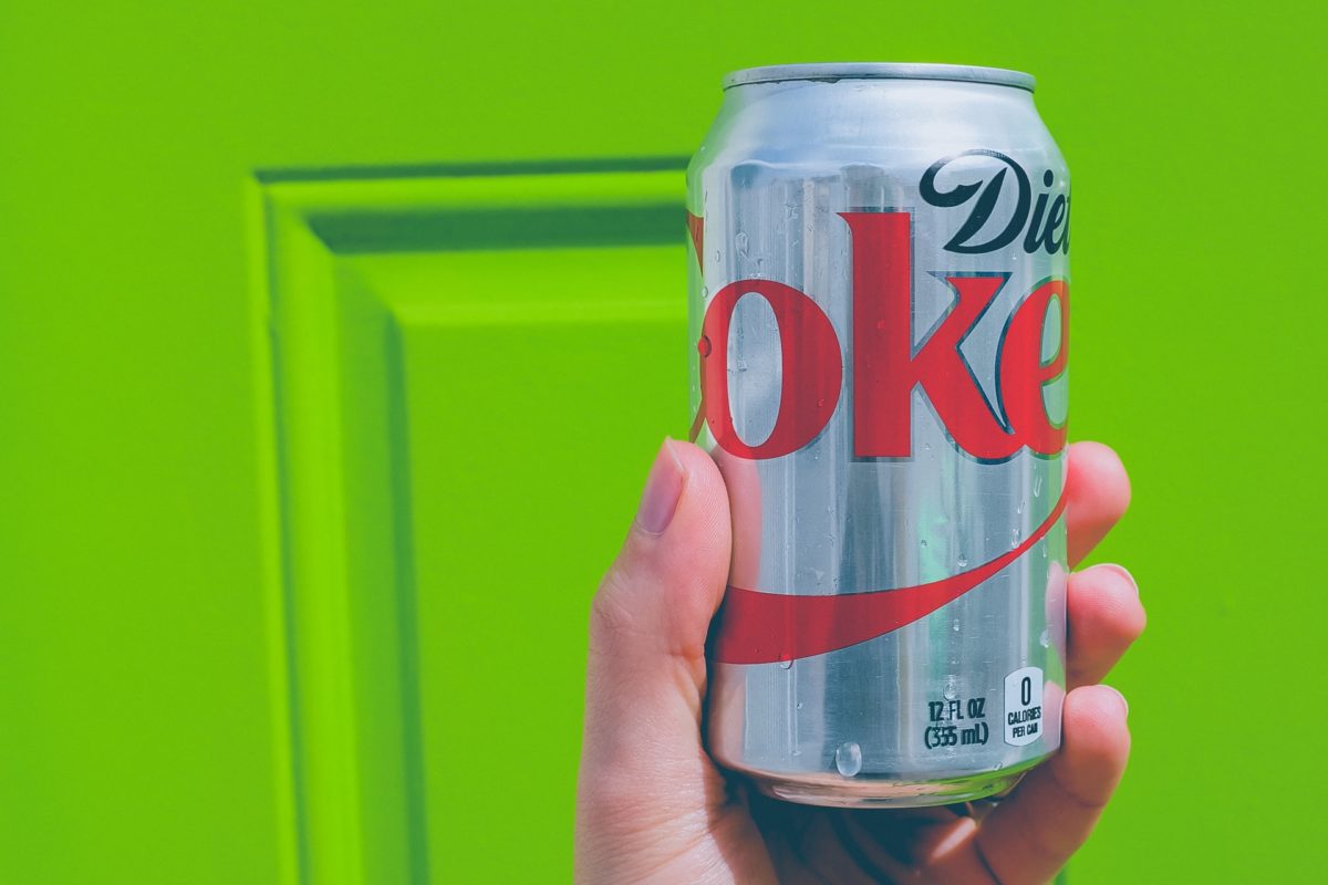 Top 3 Liquors to Mix with Diet Coke When Dieting